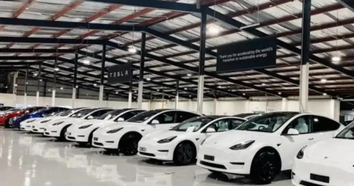 Kiamat Mobil Listrik? Harga Bakal Naik Gila-gilaan Usai Insentif Disetop!