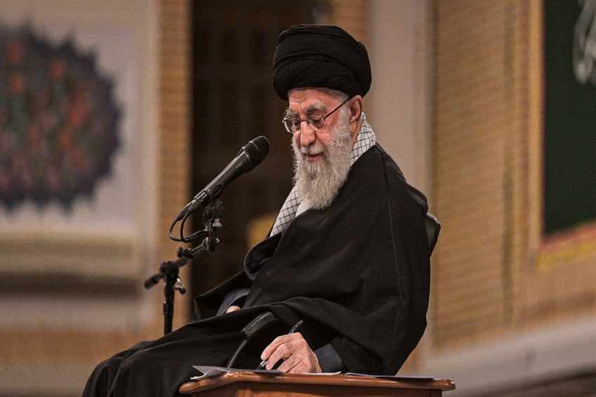 Pemerintah Iran konfirmasi Pemimpin Tertinggi Ayatollah Ali Khamenei telah meninggal akibat serangan gabungan AS-Israel. Iran juga umumkan masa berkabung 40 hari. Foto/X @khamenei_ir