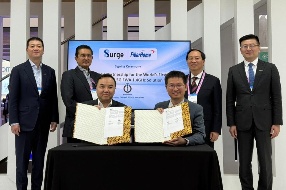 Internet 100 Mbps Cuma Rp100 Ribu, Surge dan FiberHome Dobrak Pasar 5G FWA