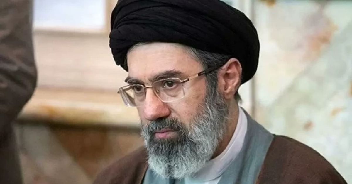 Mojtaba Khamenei: Sosok di Balik Bayang-Bayang Teheran dan Teka-Teki Suksesi Iran