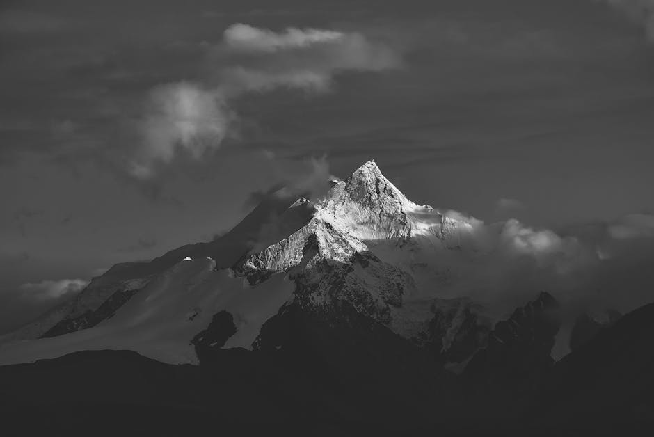 Harmoni Tradisi dan Modernitas: Strategi Abadi Melestarikan Desa Adat